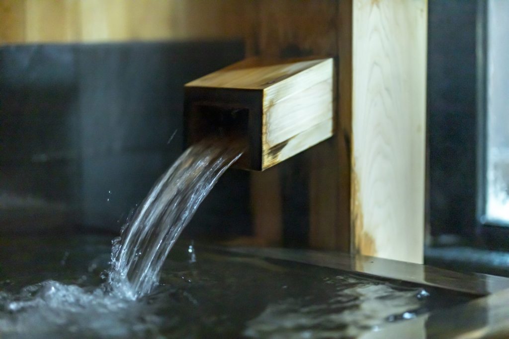 檜の香りに包まれる泉翠の貸切風呂 檜の湯
